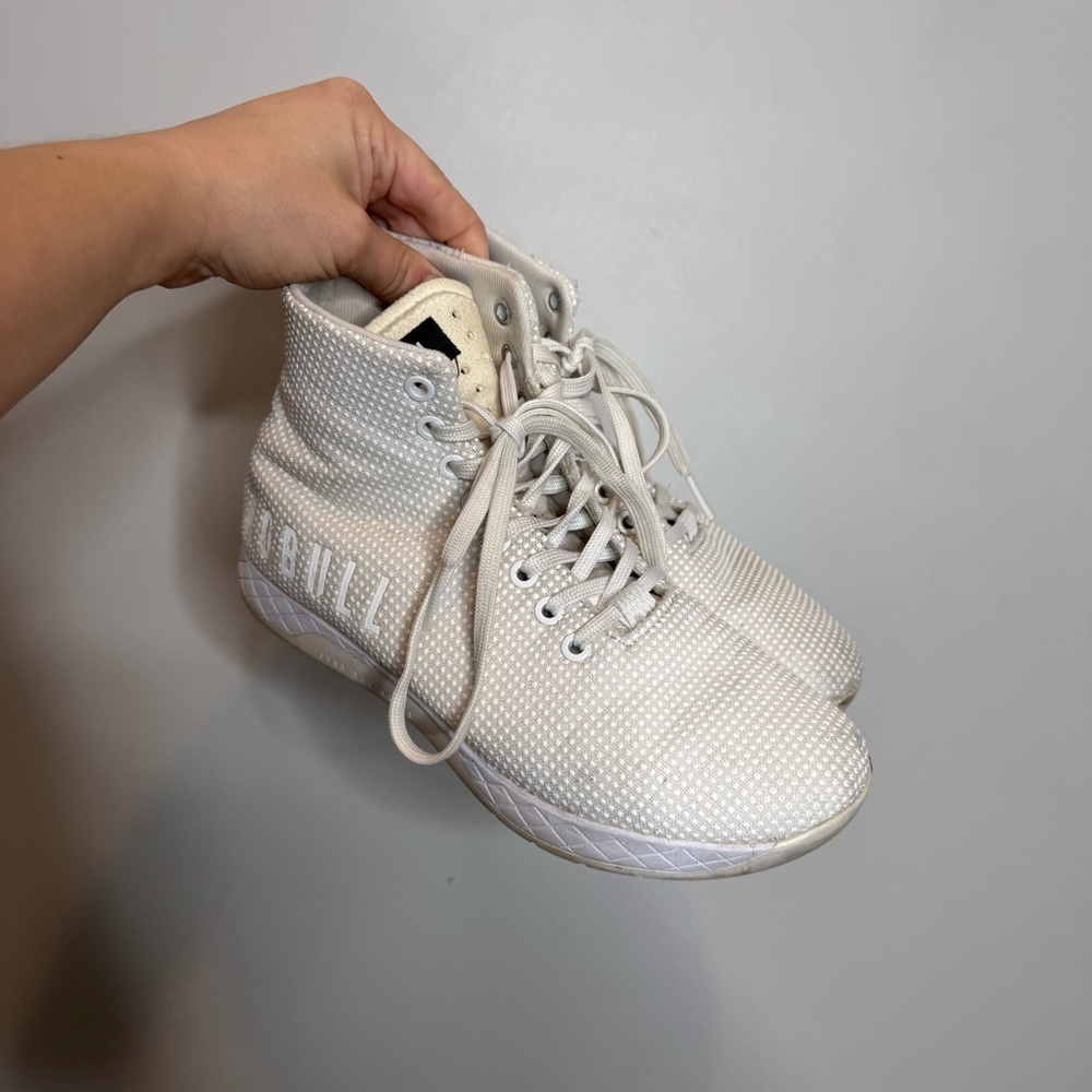 NoBull White Women’s High Top Sneakers Size 8